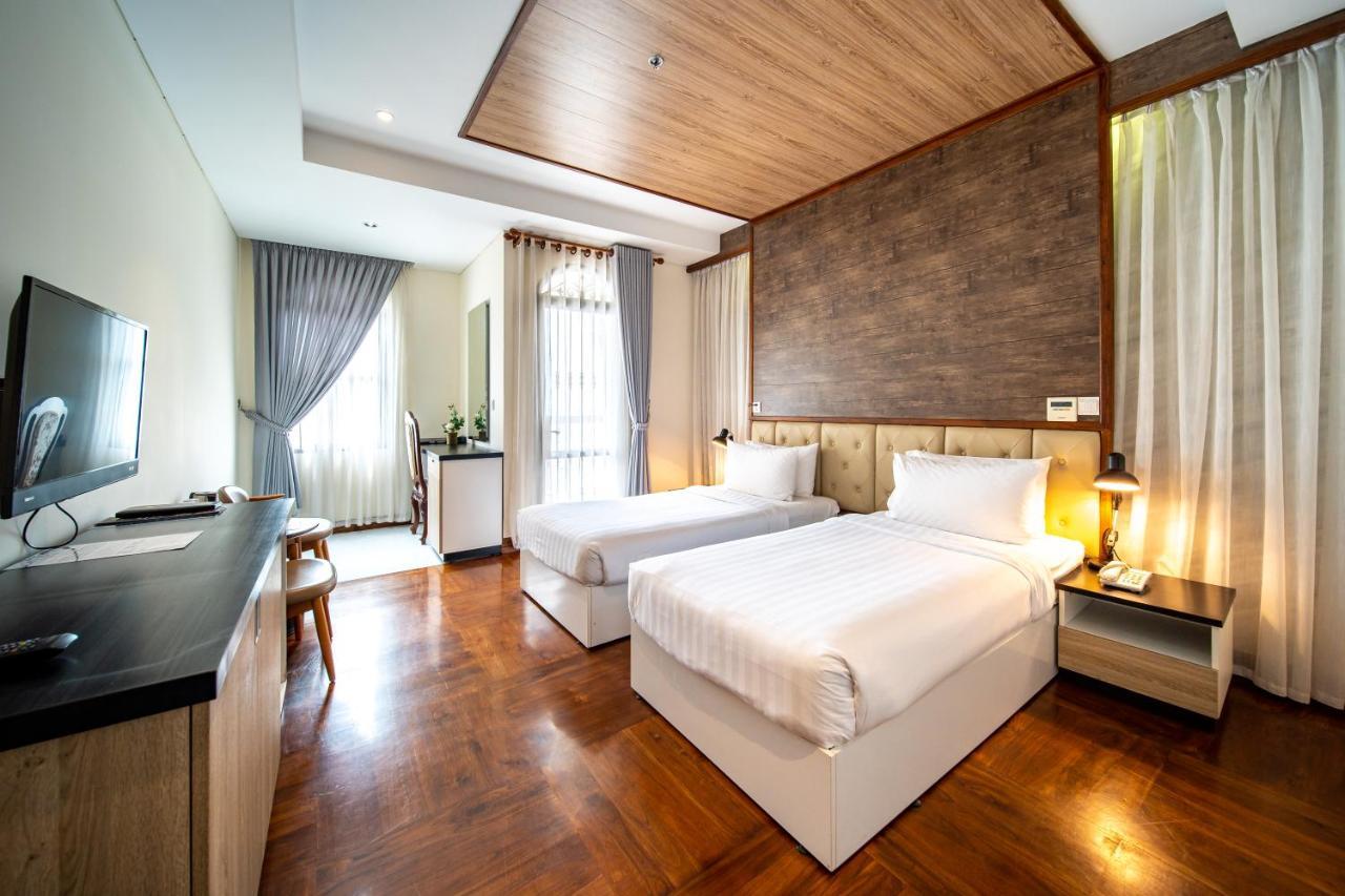 Lcs Hotel & Apartment Phnom Penh Exterior photo